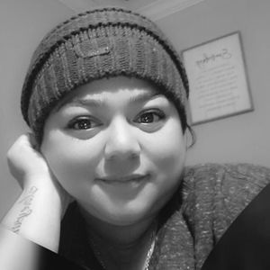 Meet your Posher, Laura litzy